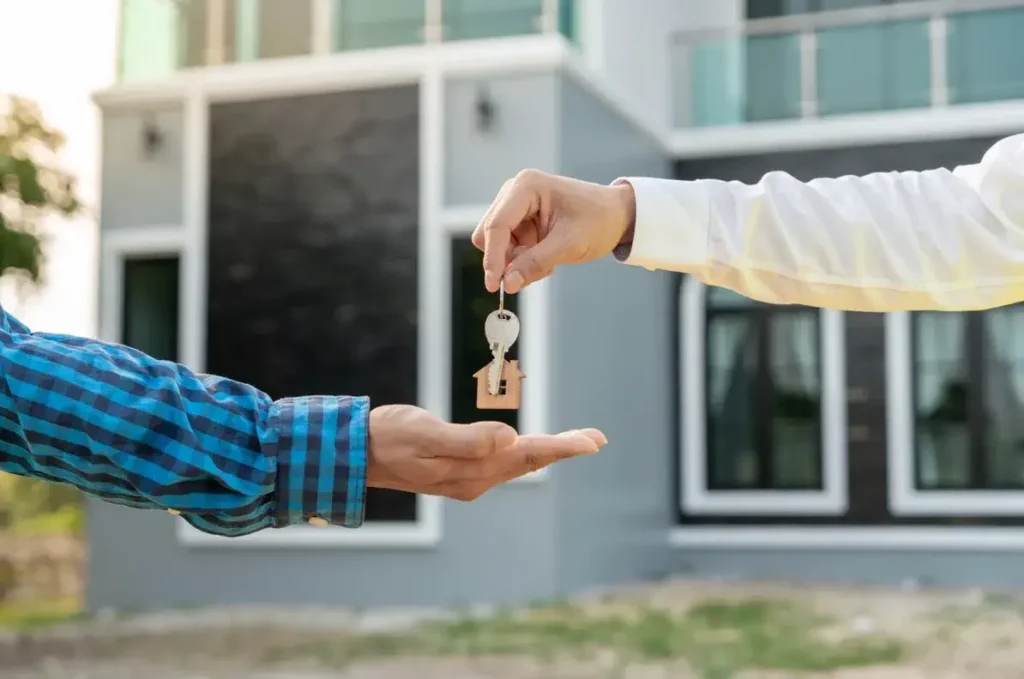 Handing over keys on home transfer